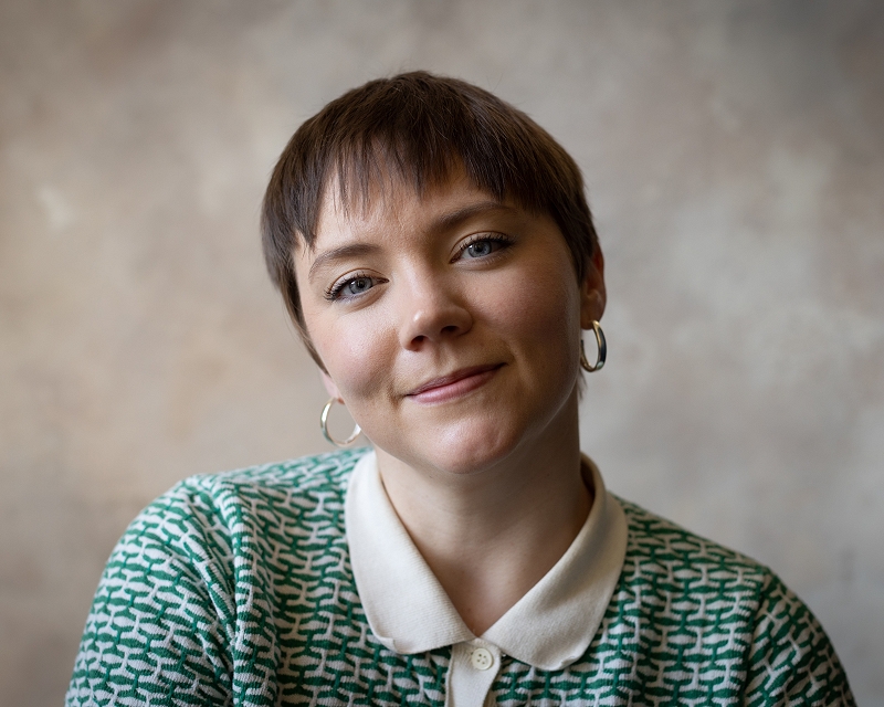 CHLOE O'REILLY (Represented by Jo Hole Associates)