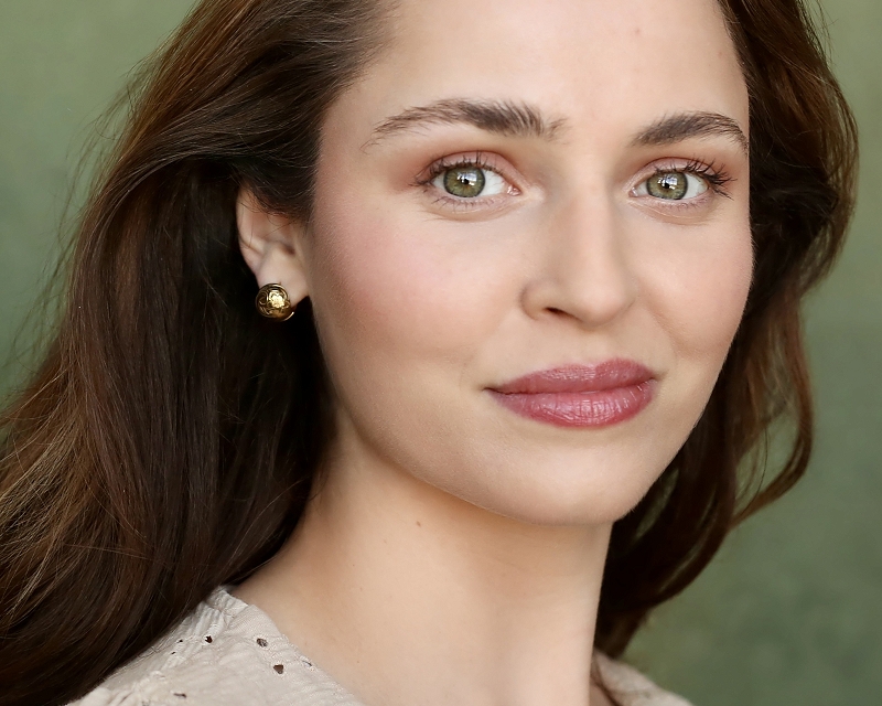 JEMIMA WATLING (Represented by Jo Hole Associates)