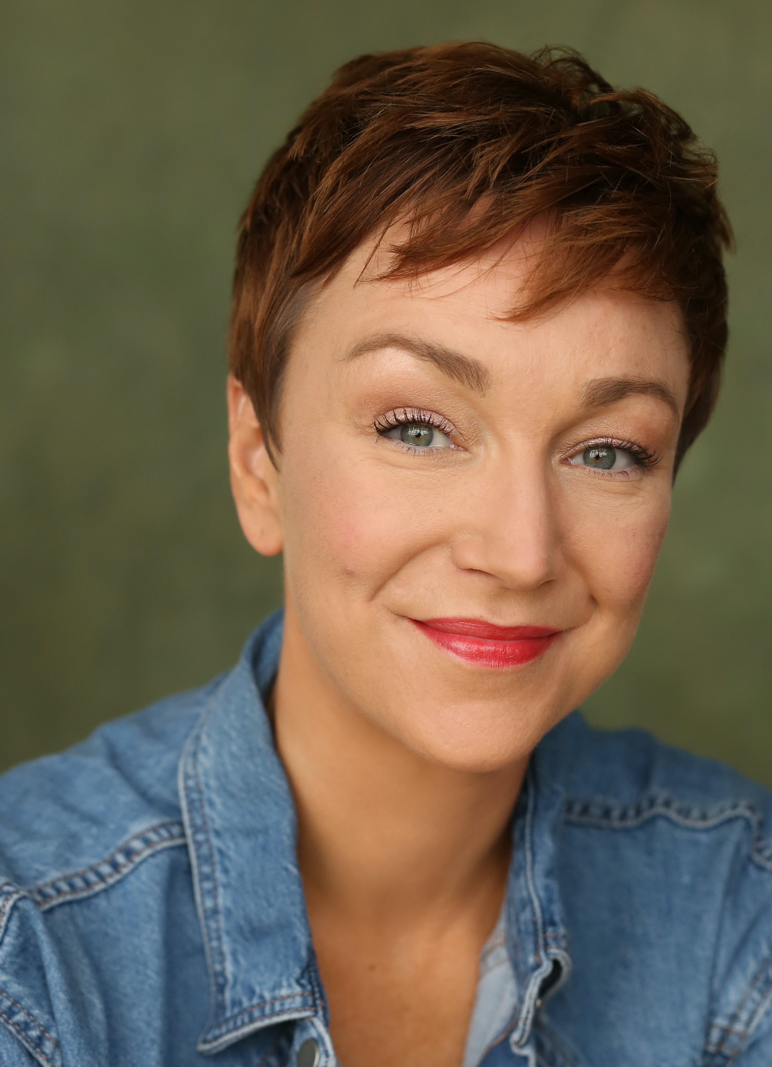 Lucia McAnespie - Represented by Jo Hole Associates