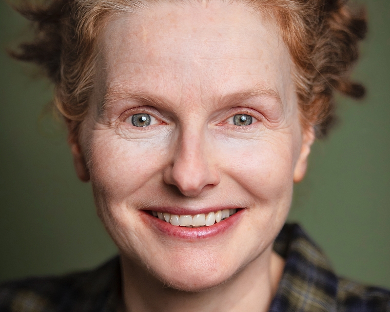 Shelley Atkinson (Represented by Jo Hole Associates)