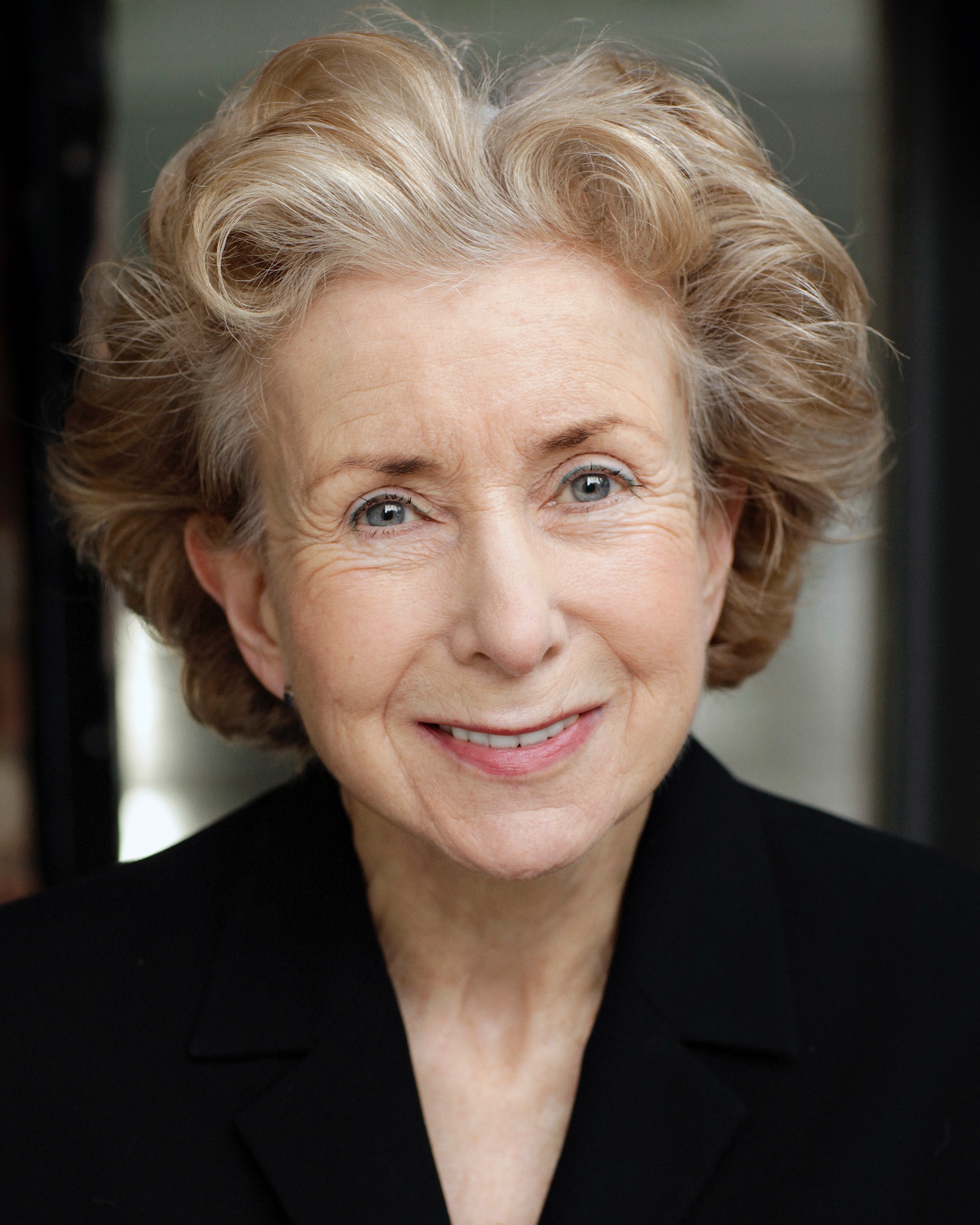 SUSAN TRACY - Represented by Jo Hole Associates