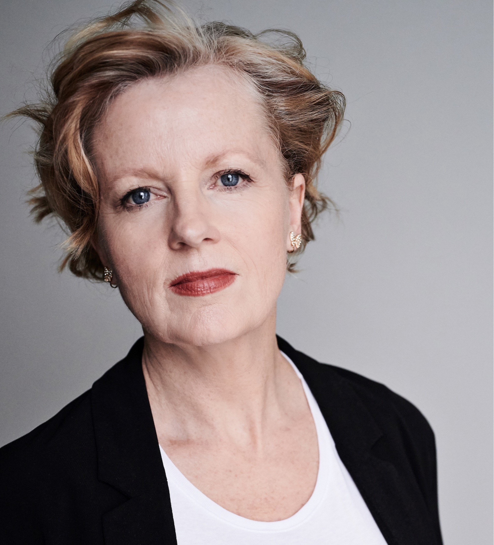 WENDY MORGAN - Represented by Jo Hole Associates